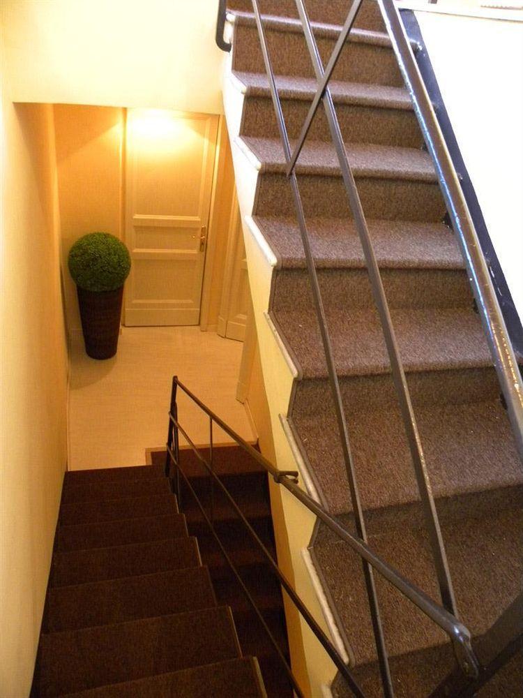 B&B Residenza Umberto Катания Экстерьер фото
