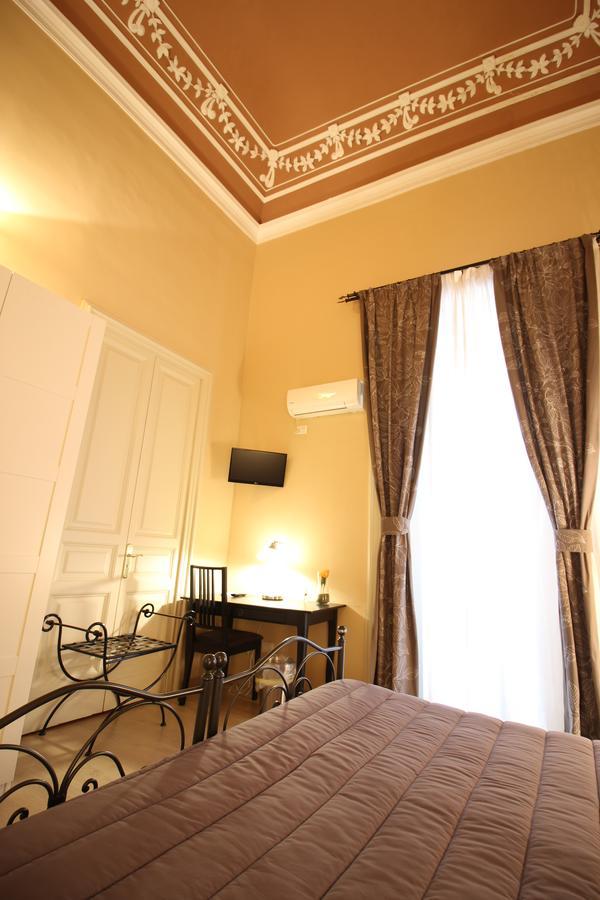 B&B Residenza Umberto Катания Экстерьер фото