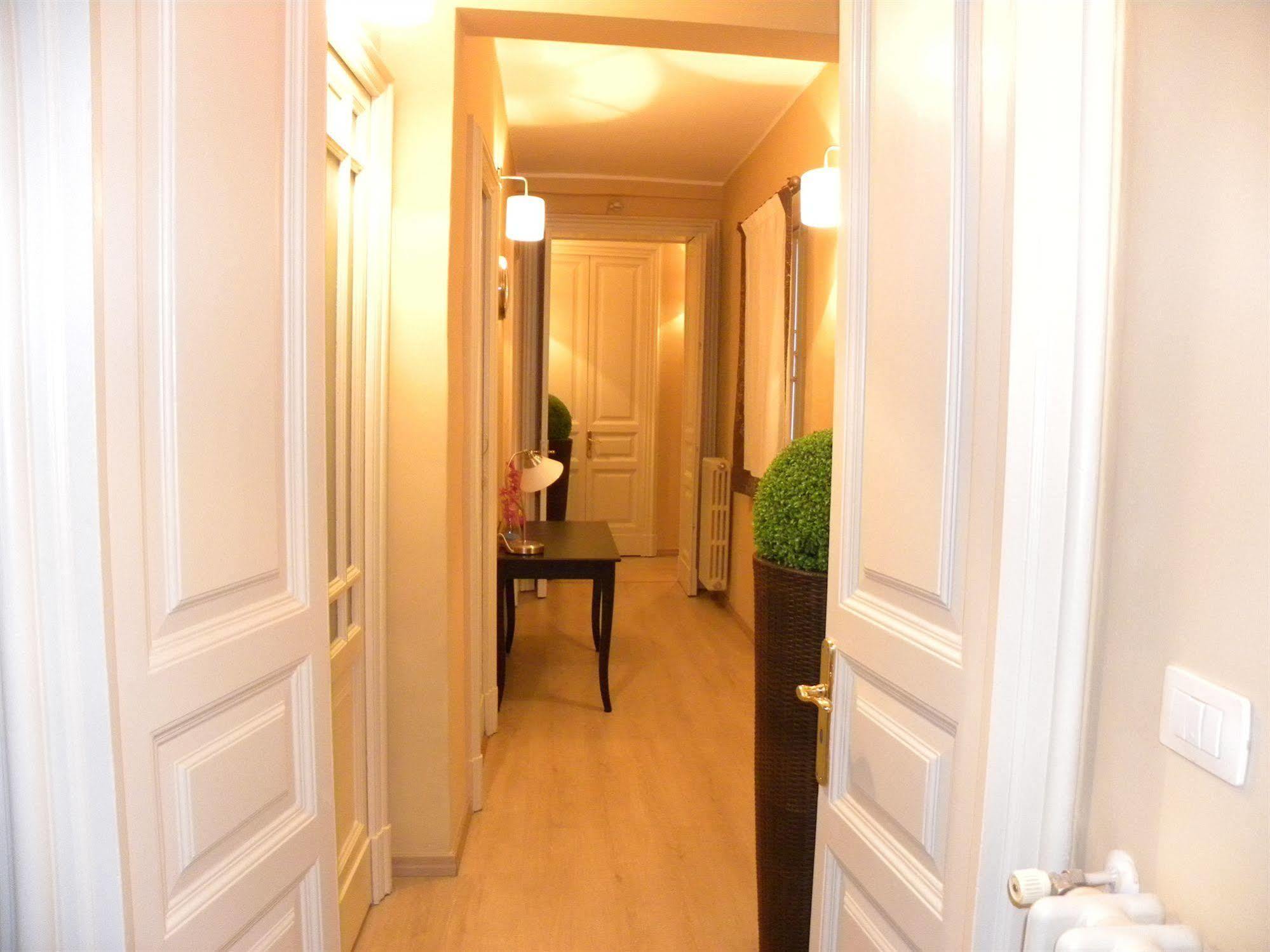 B&B Residenza Umberto Катания Экстерьер фото